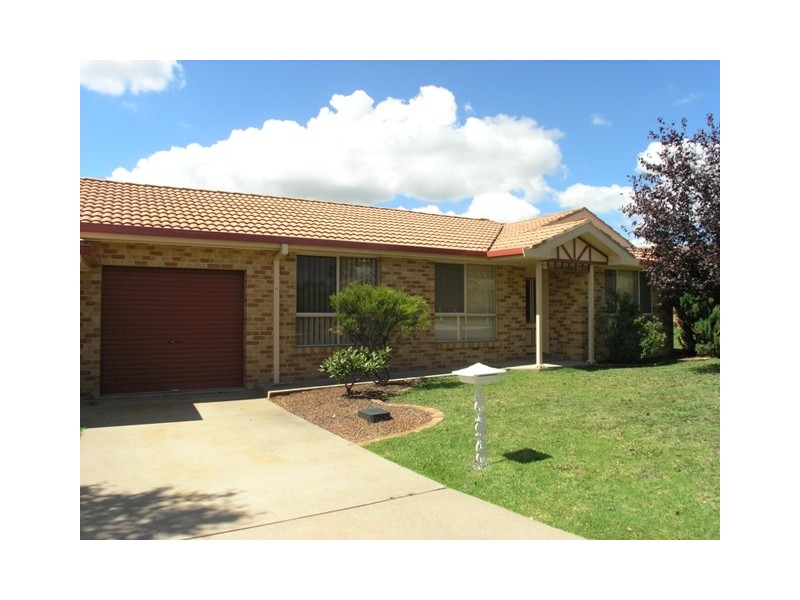 36 Northstoke Way, Orange NSW 2800