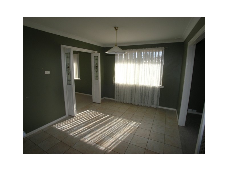 9 Cecil Road, Orange NSW 2800