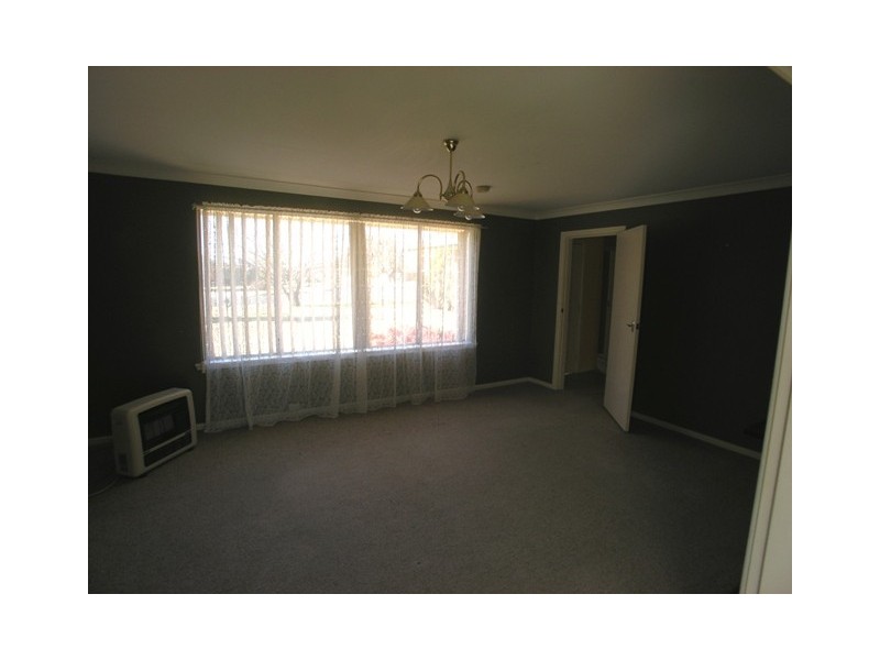 9 Cecil Road, Orange NSW 2800