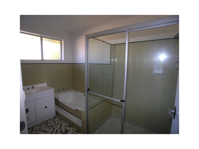 9 Cecil Road, Orange NSW 2800