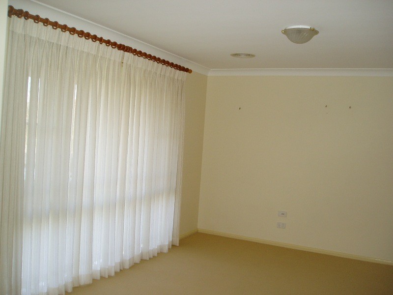 11 Blanche Avenue, Orange NSW 2800