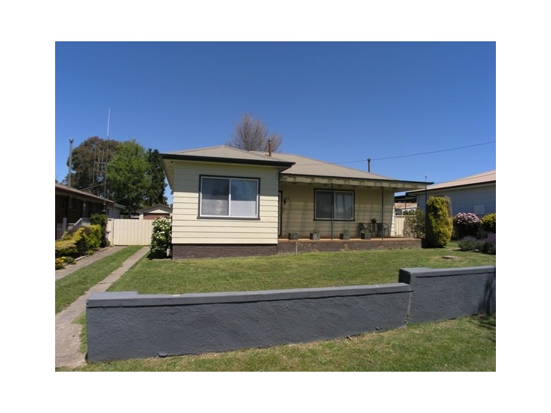 52 Bletchington Street, Orange NSW 2800