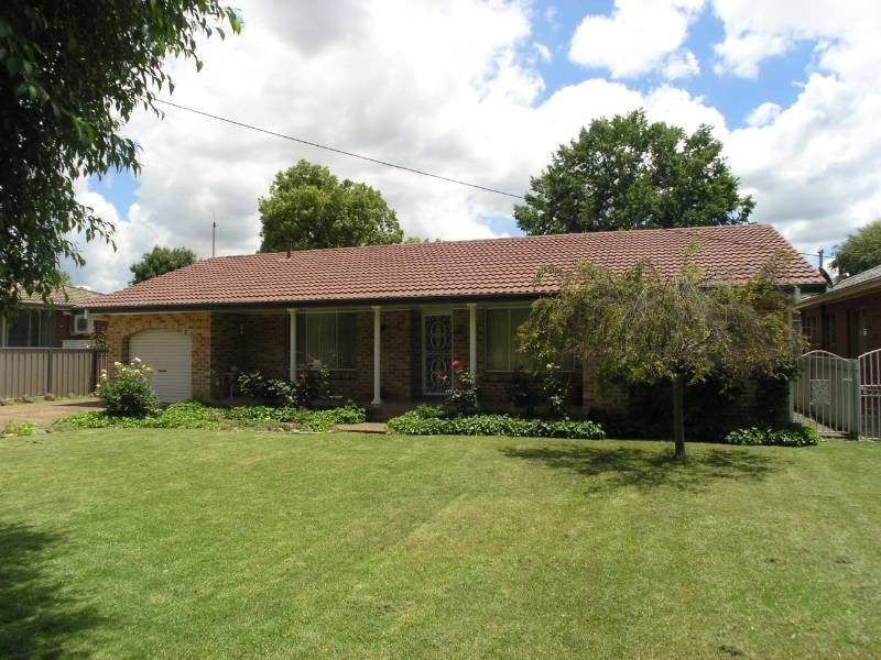 29 Hale Street, Orange NSW 2800