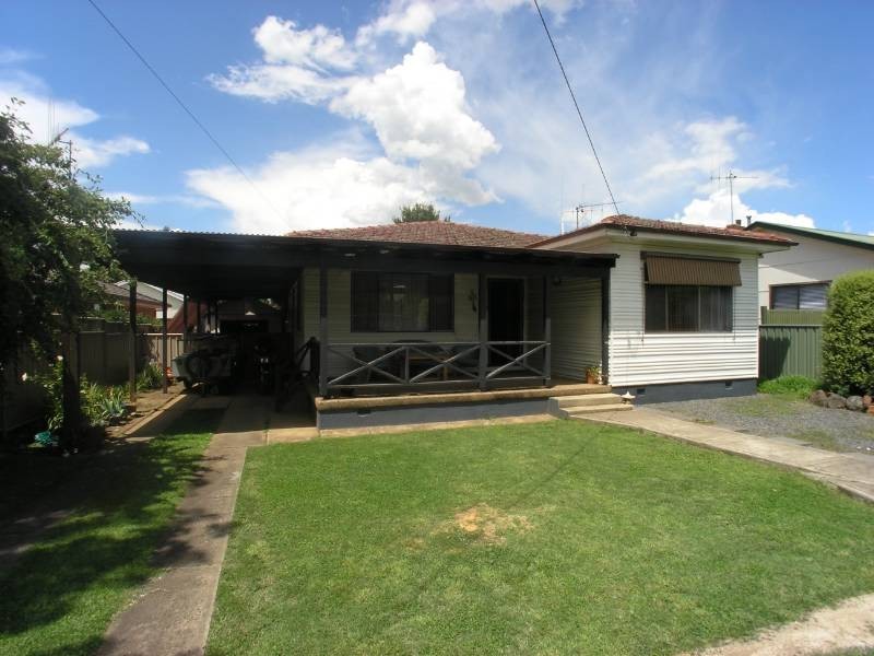 22 Breen Street, Orange NSW 2800