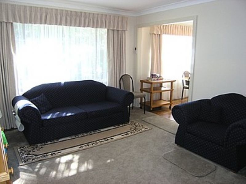 2 Parnoo Place, Orange NSW 2800