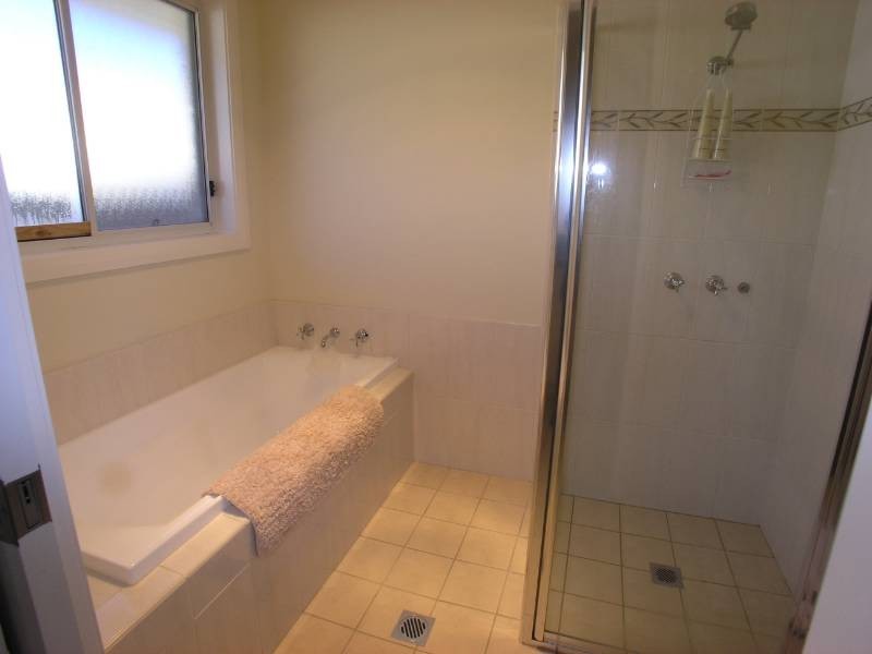 8 Winter Street, Orange NSW 2800