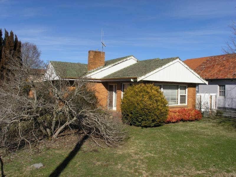 136 Moulder Street, Orange NSW 2800