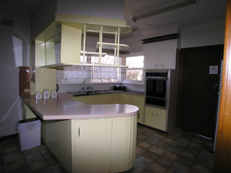 136 Moulder Street, Orange NSW 2800