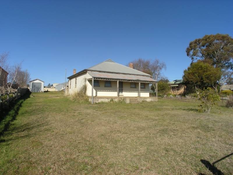 114 Kearneys Drive, Orange NSW 2800