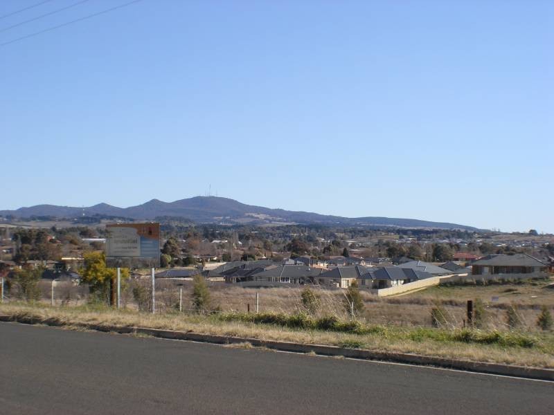 114 Kearneys Drive, Orange NSW 2800