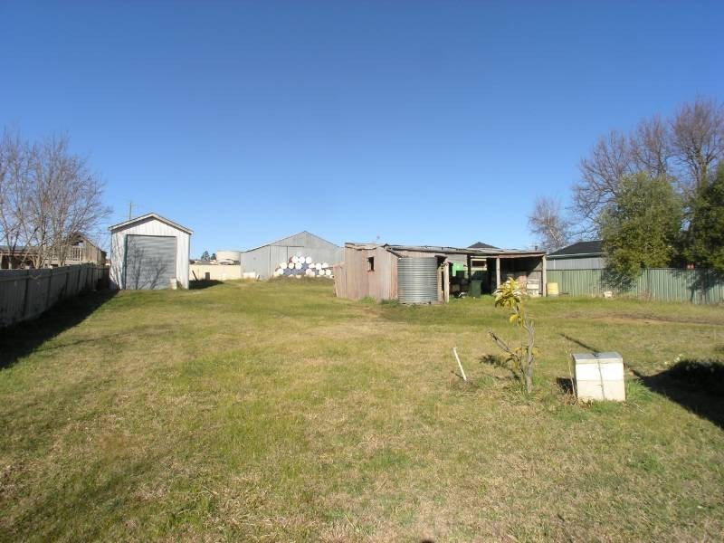114 Kearneys Drive, Orange NSW 2800