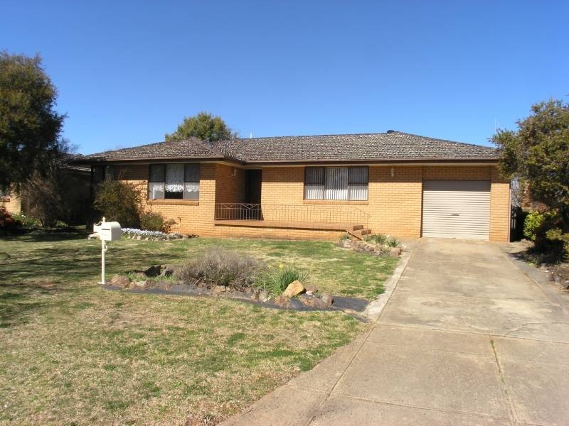 7 Malvern Avenue, Orange NSW 2800