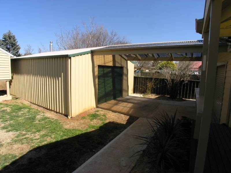 7 Malvern Avenue, Orange NSW 2800