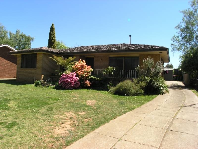 14 Courallie Drive, Orange NSW 2800