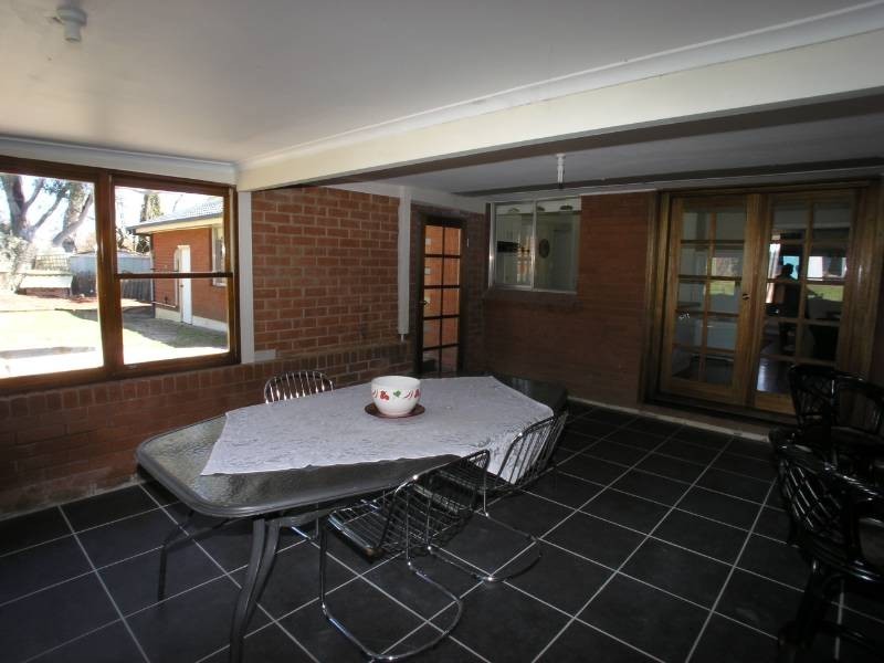 6 Pyala Place, Orange NSW 2800