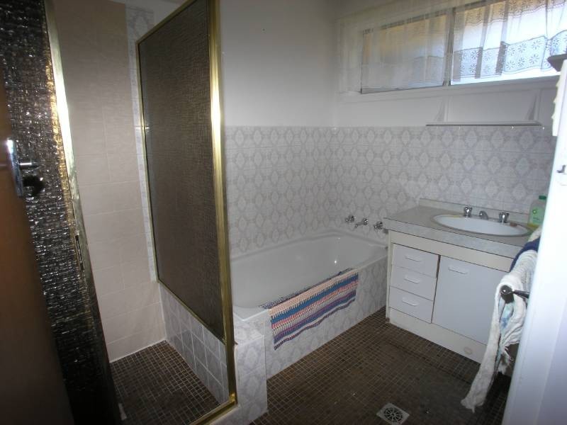 37 Anzac Place, Orange NSW 2800