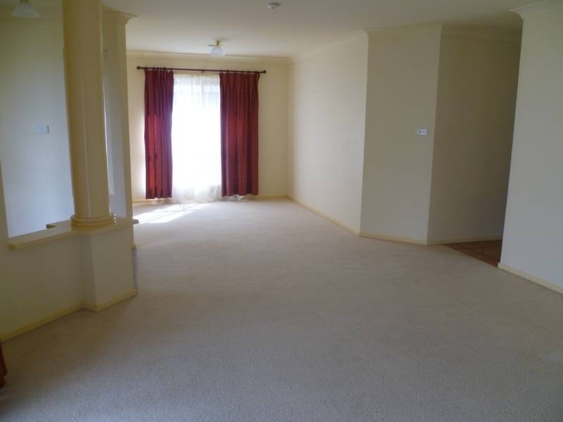 3 Daley Place, Orange NSW 2800