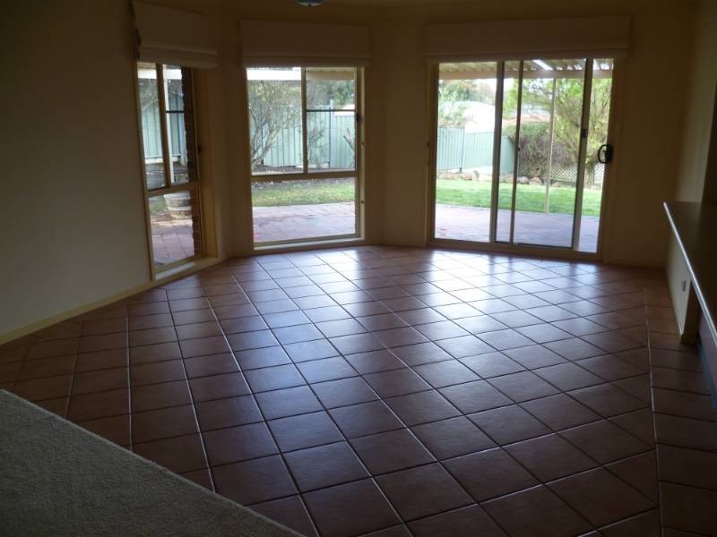 3 Daley Place, Orange NSW 2800