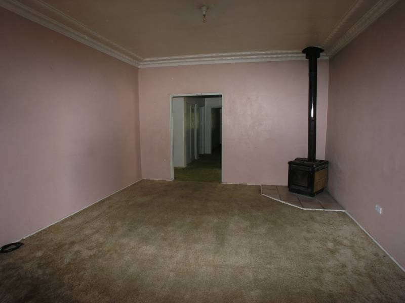 19 National Avenue, Orange NSW 2800