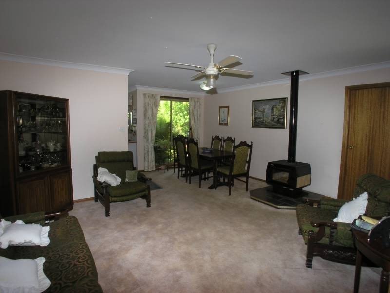 42 Sundew Circuit, Orange NSW 2800