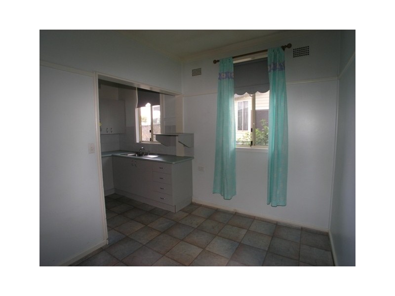 183 Clinton Street, Orange NSW 2800