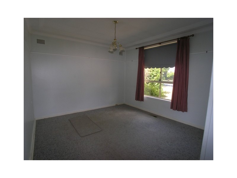 183 Clinton Street, Orange NSW 2800