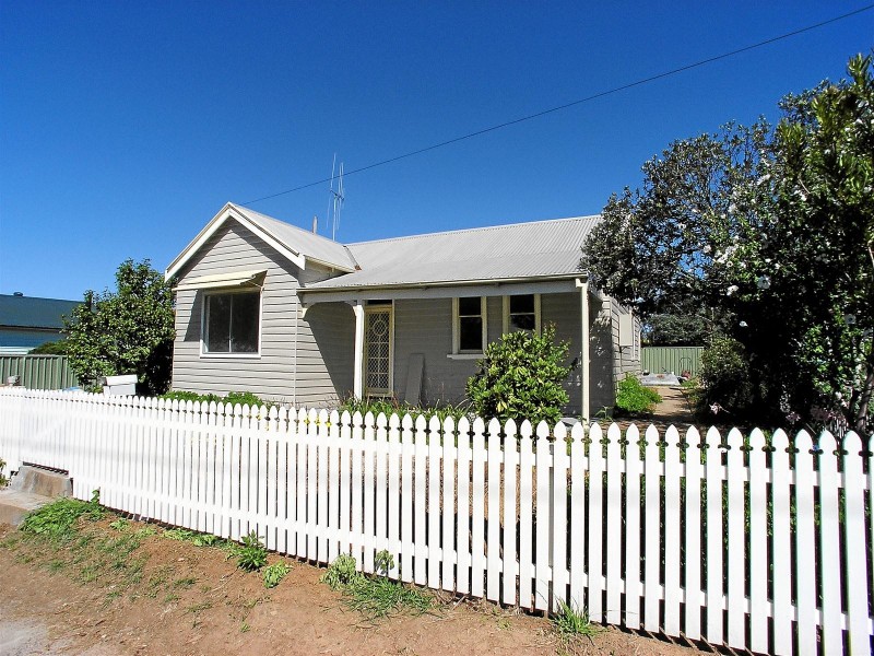 307 Peisley Street, Orange NSW 2800
