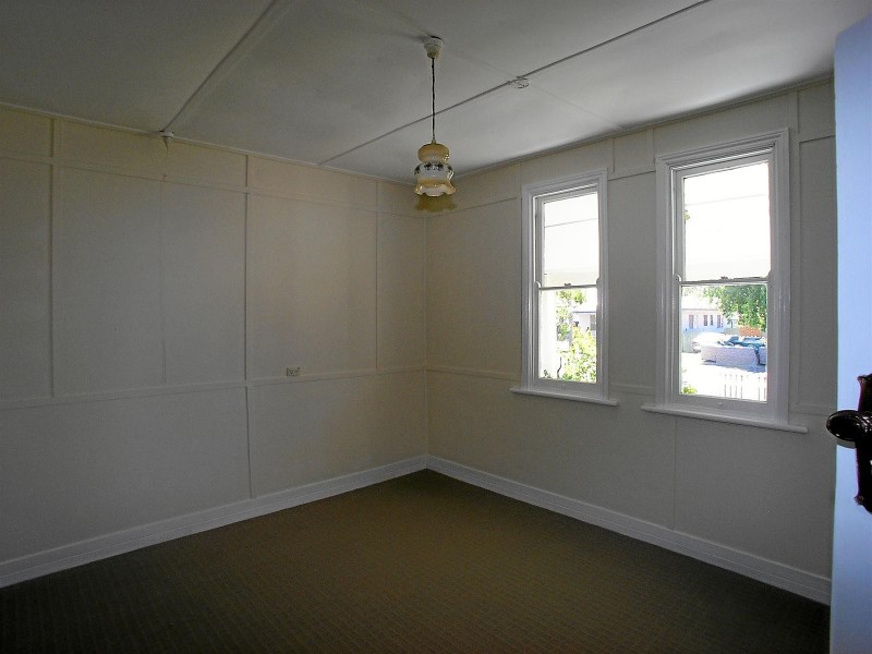 307 Peisley Street, Orange NSW 2800