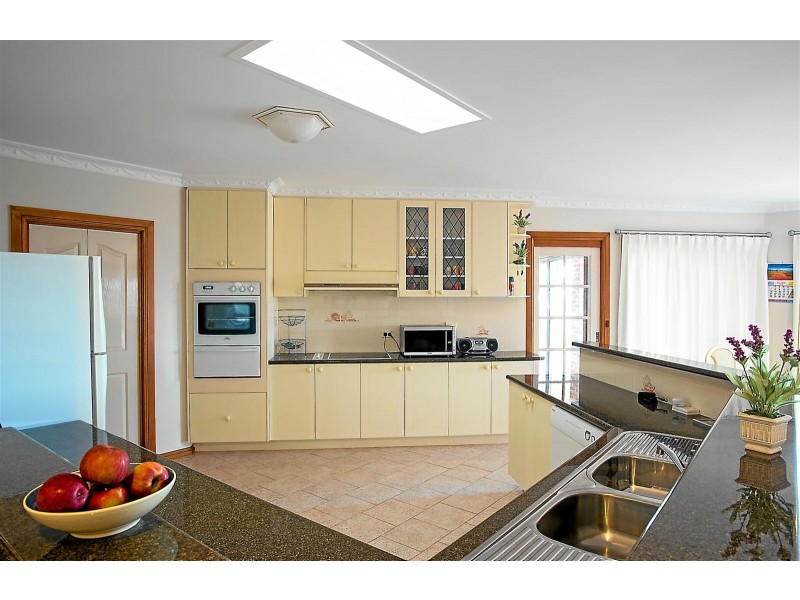 75 Horspool Way, Orange NSW 2800