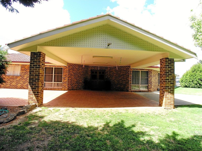 75 Horspool Way, Orange NSW 2800