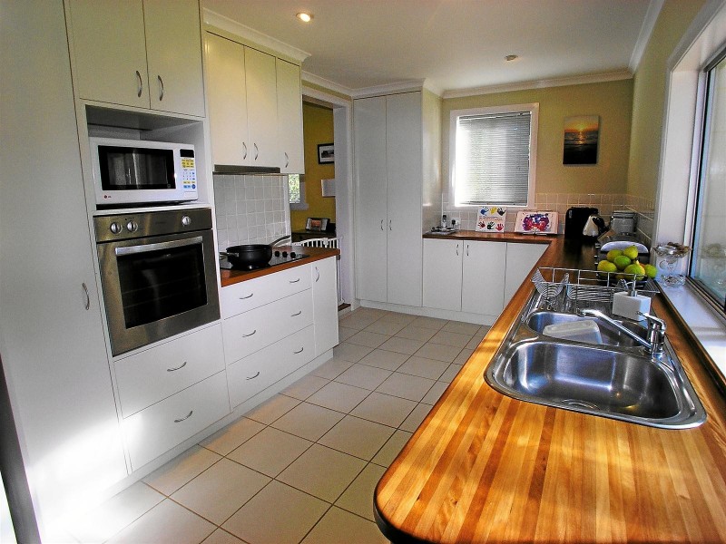 146 Clinton Street, Orange NSW 2800