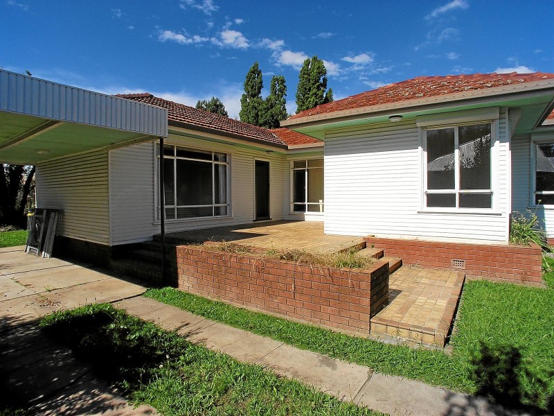 37 Allenby Road, Orange NSW 2800