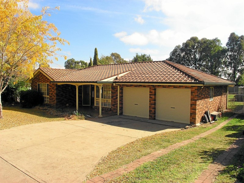 12 Bill Marshall Drive, Orange NSW 2800