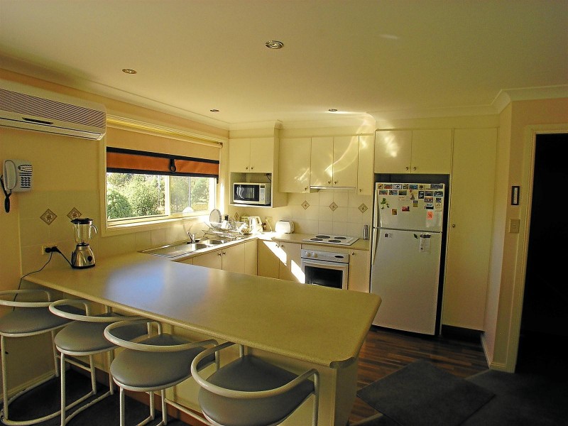 11 Glendale Crescent, Orange NSW 2800