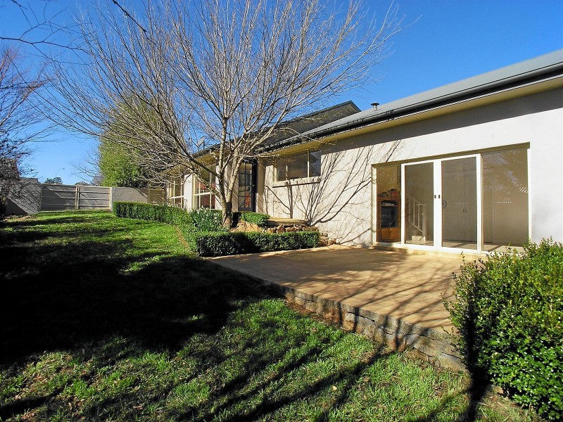 26 Goldfinch Way, Orange NSW 2800