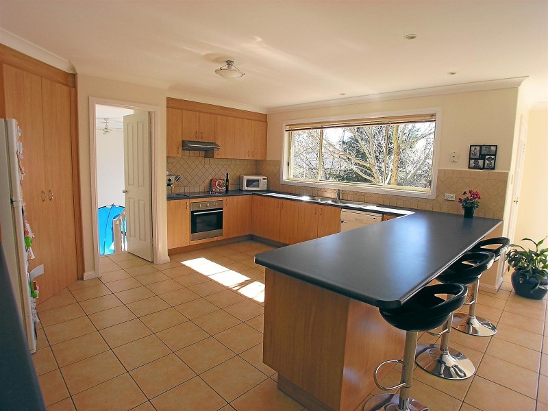 26 Goldfinch Way, Orange NSW 2800