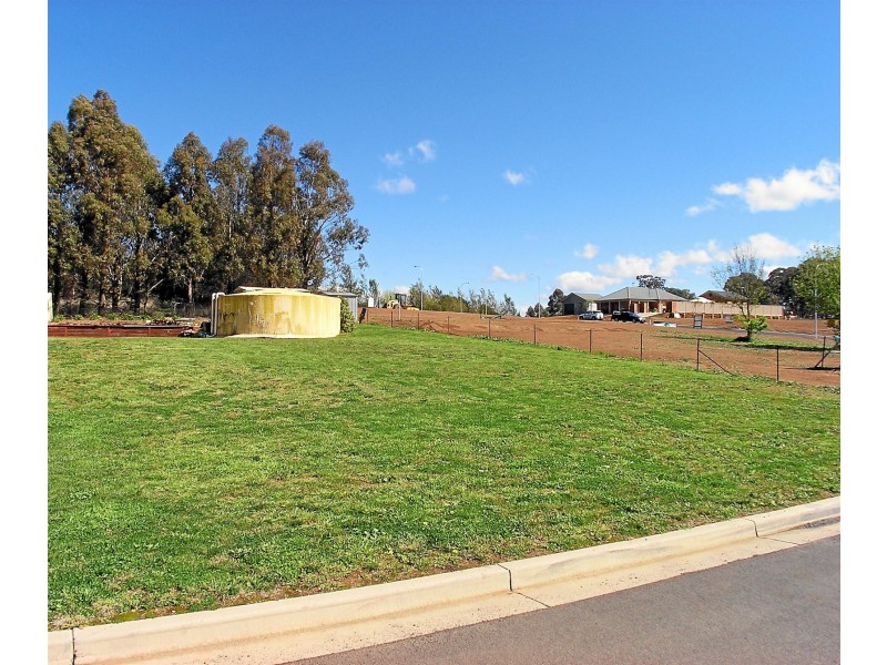 9 Eurawillah Street, Orange NSW 2800