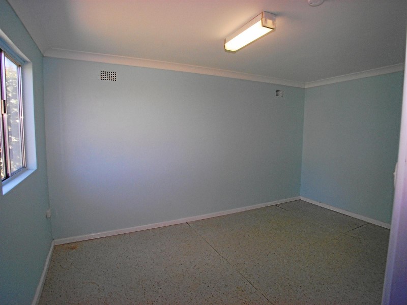 17 Curran Street, Orange NSW 2800