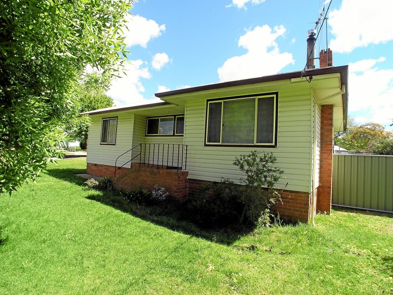 47 Burrendong Way, Orange NSW 2800