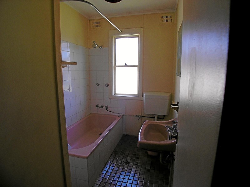 47 Burrendong Way, Orange NSW 2800