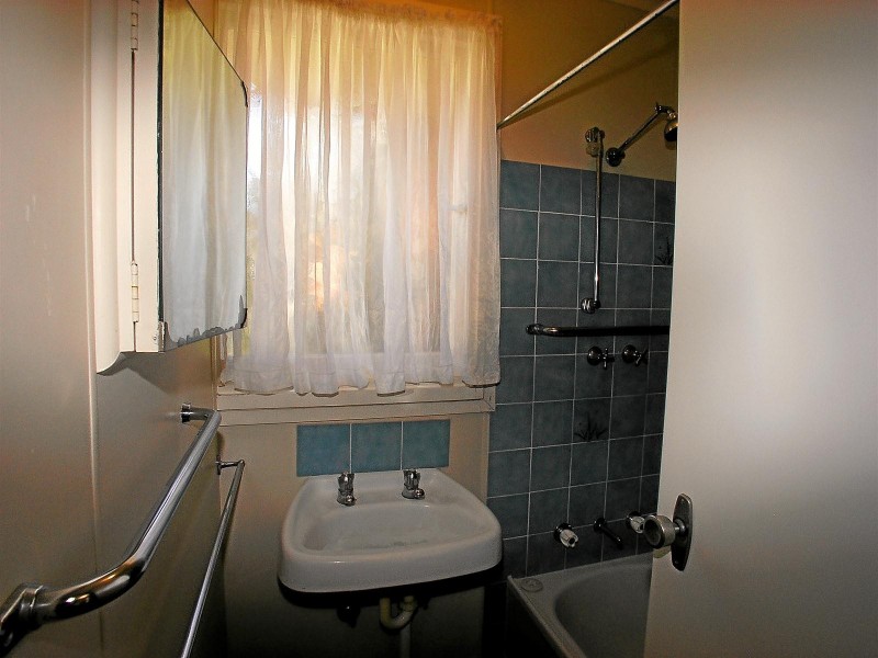 7 Algona Crescent, Orange NSW 2800