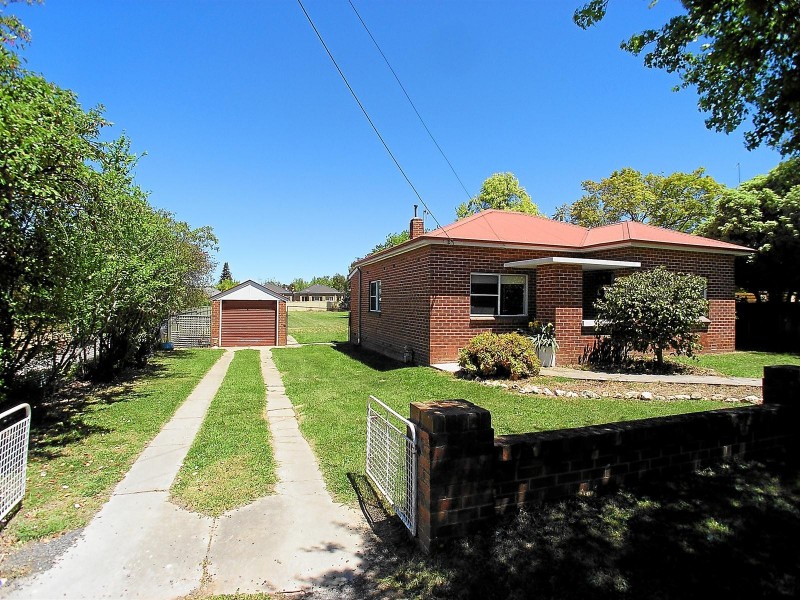 60 Casey Street, Orange NSW 2800