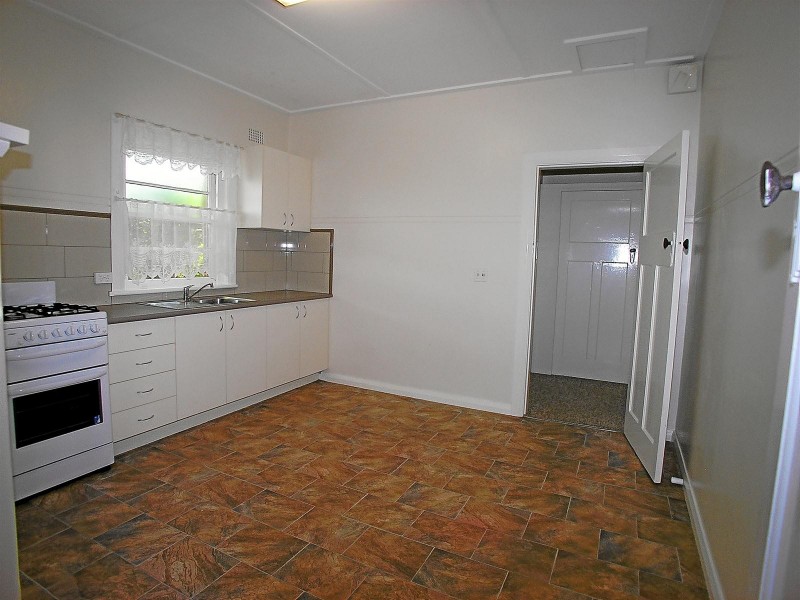 60 Casey Street, Orange NSW 2800