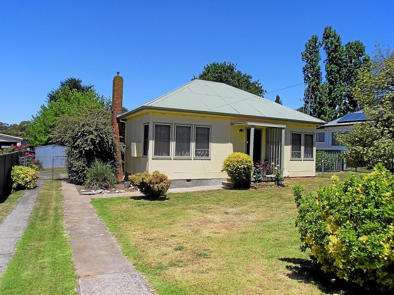74 Maxwell Avenue, Orange NSW 2800