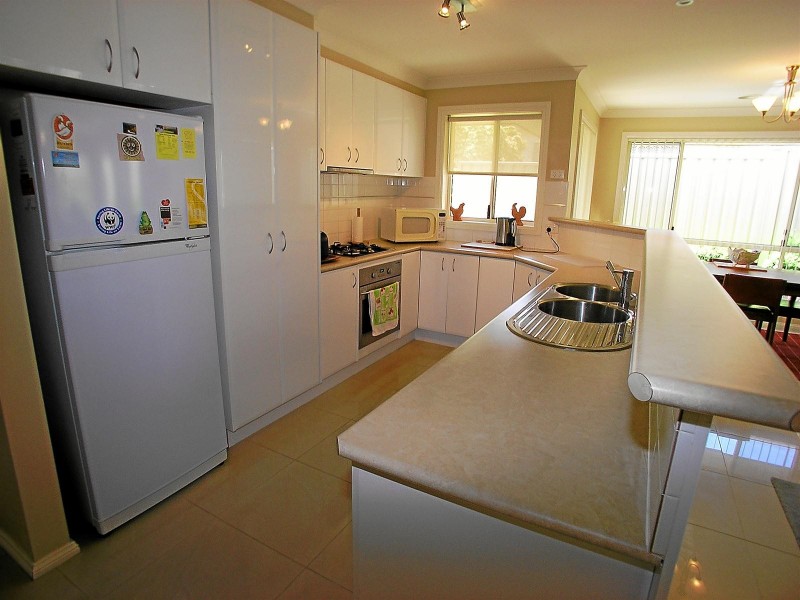 66 Kearneys Drive, Orange NSW 2800