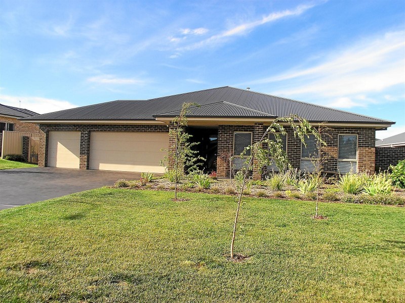 44 Bowman Avenue, Orange NSW 2800