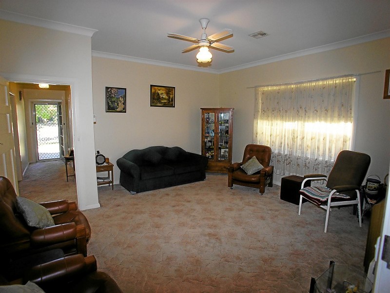 70 Icely Road, Orange NSW 2800