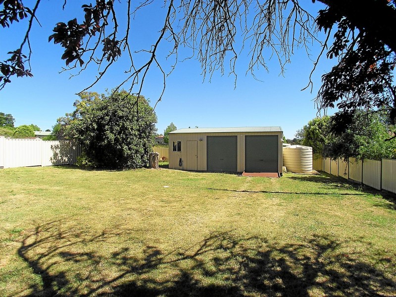 70 Icely Road, Orange NSW 2800