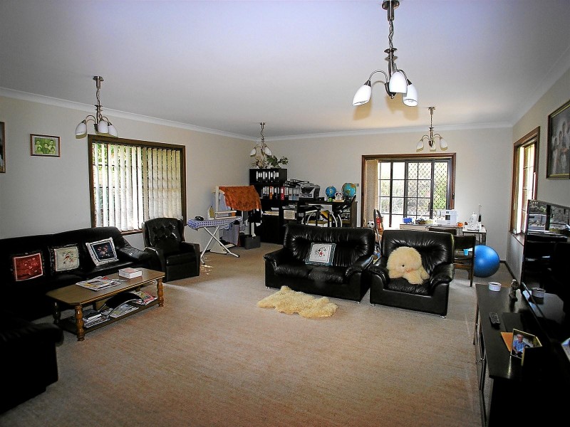 67 Wiare Circuit, Orange NSW 2800