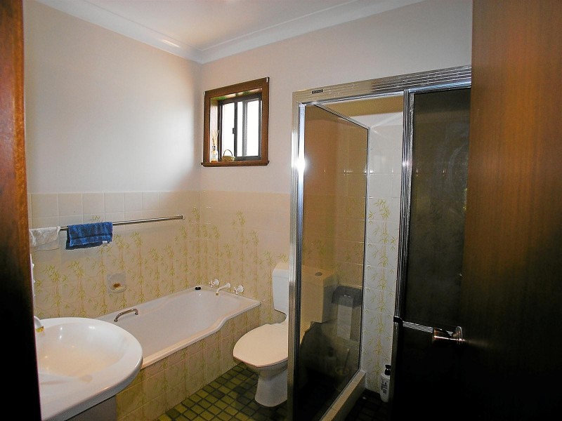 67 Wiare Circuit, Orange NSW 2800